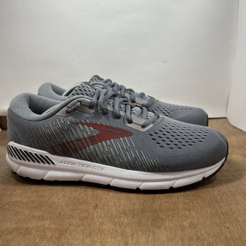 Brooks Addiction GTS 15 Mens Size 11.5 2E Wide shoes gray running sneakers